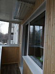 Остекление балкона в сталинке с отделкой стен - фото 2